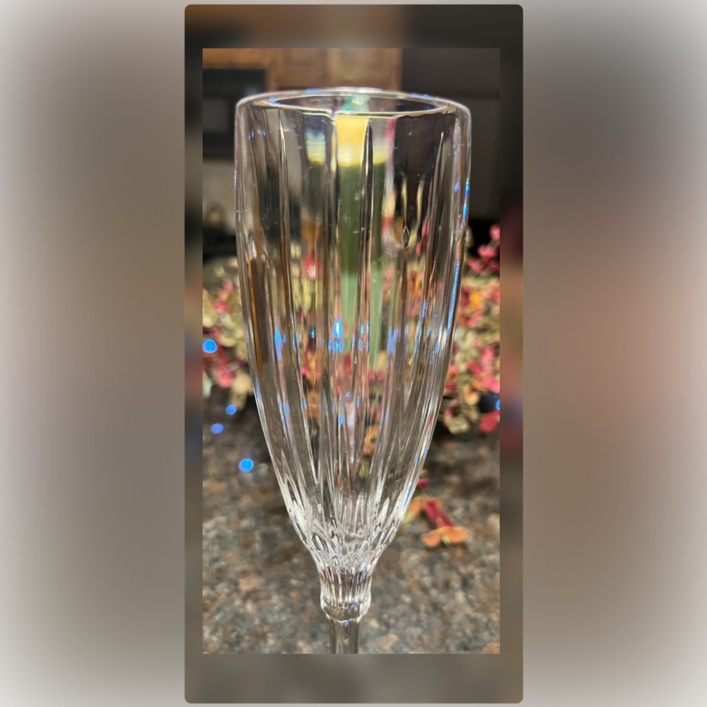 Pair of Crystal Champagne Glasses-Gorgeous!! - Picture 3 of 6